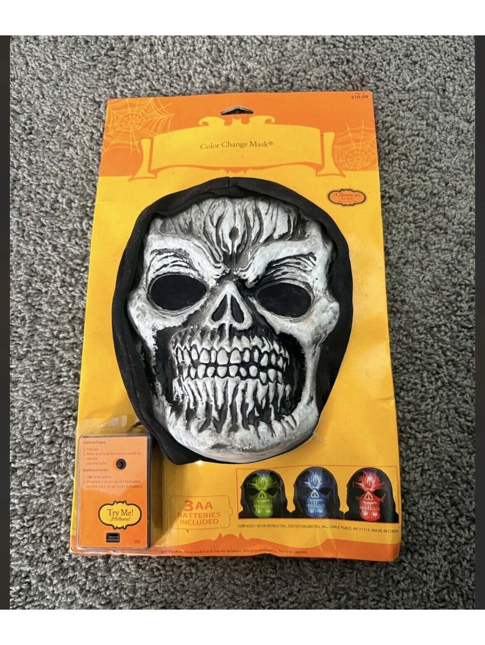 Vintage Fun World Color Change Skull Mask Pulsing LED Glow Light Up Hooded NIP